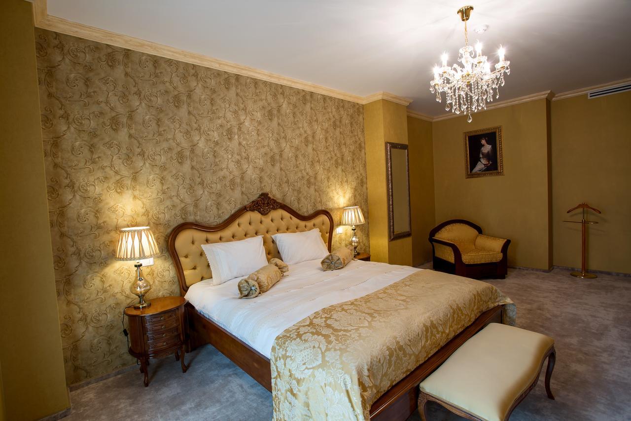 The Arlington Boutique Hotel Крайова Номер фото